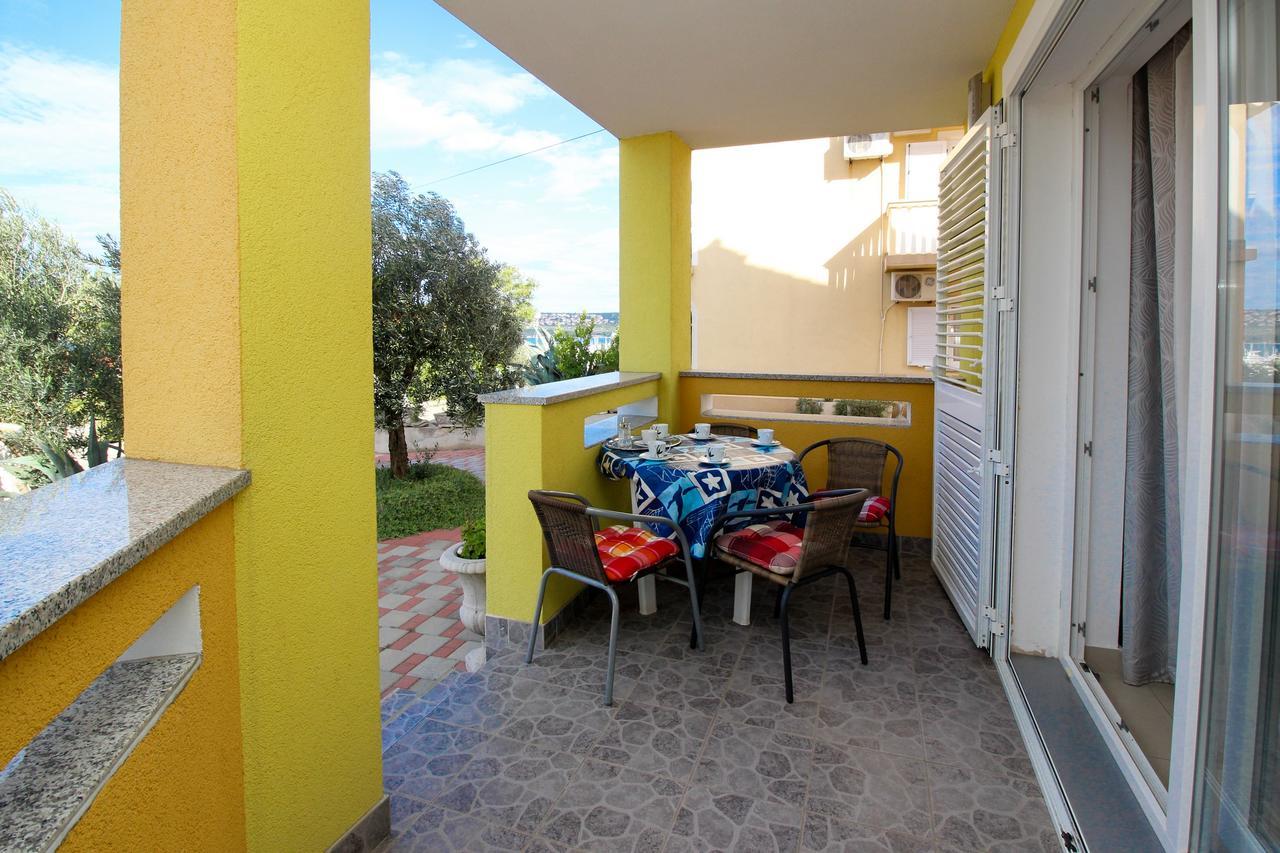 Apartments Koritnik Punat Bagian luar foto