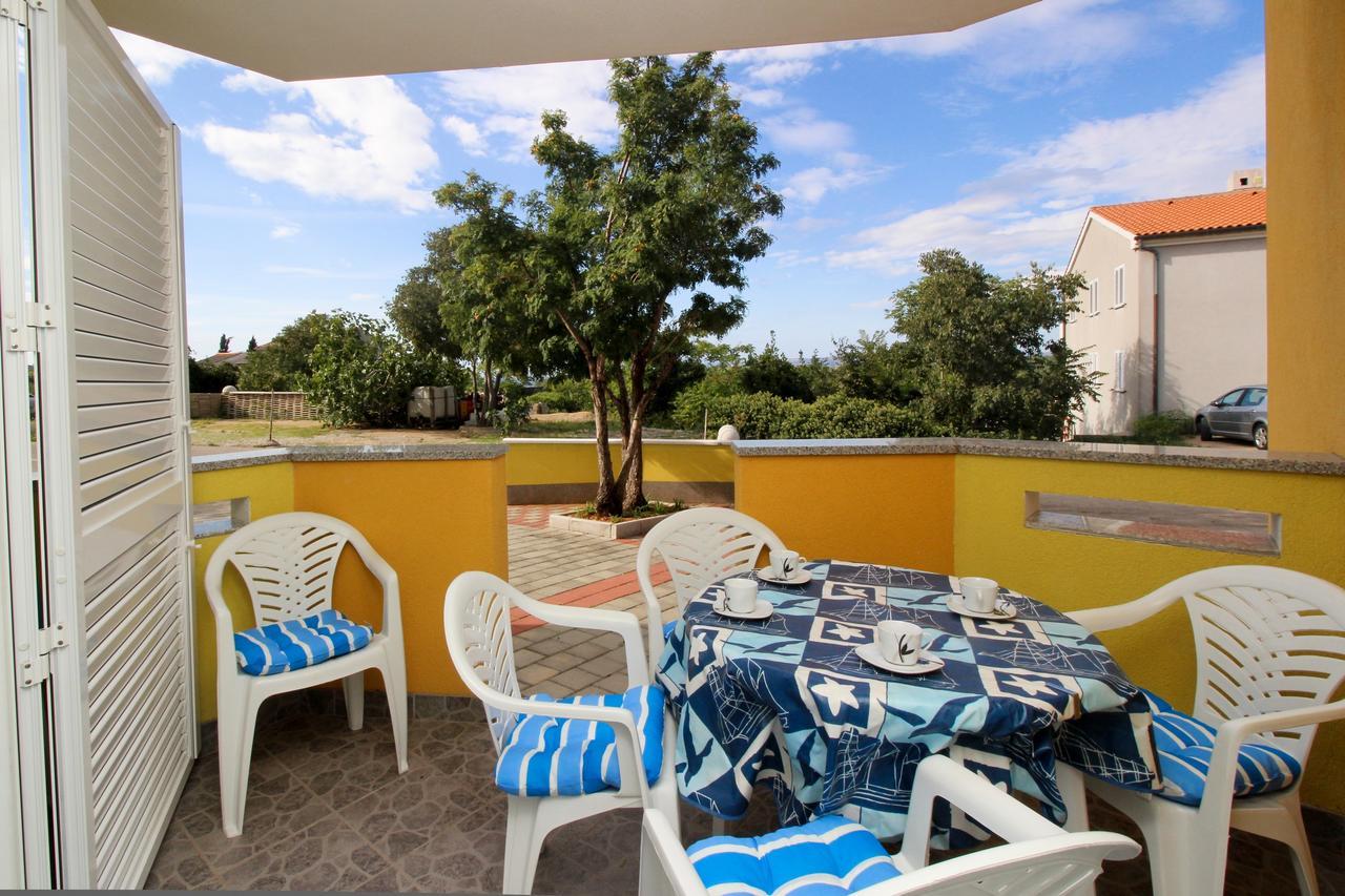 Apartments Koritnik Punat Bagian luar foto